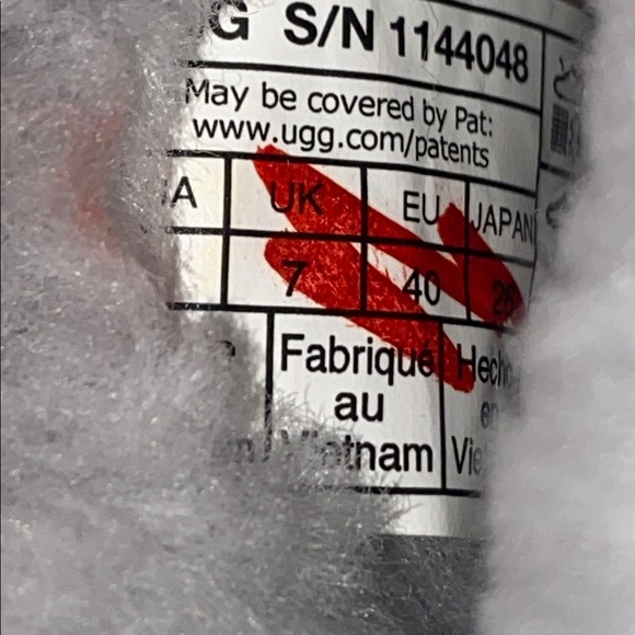 UGG ULTRA MINI PLATFORM HI SHINE - Picture 6 of 7
